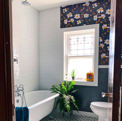 Can You Use Wallpaper in the Bathroom?